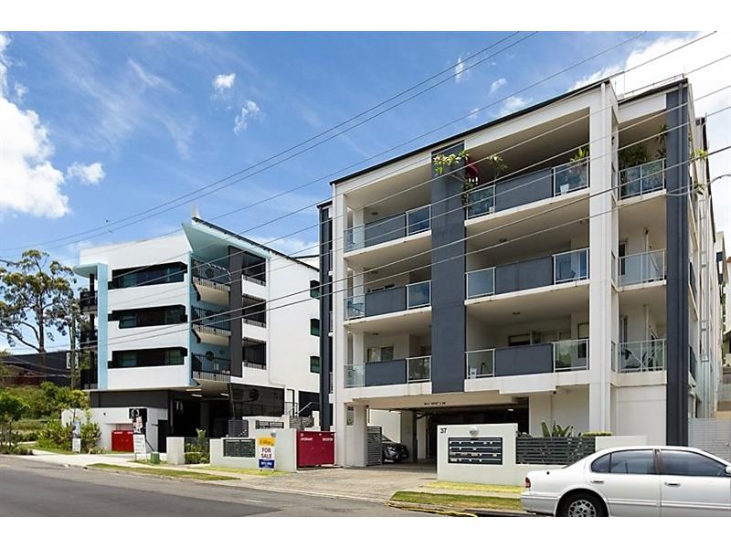 6/37 School Street KELVIN GROVE QLD 4059