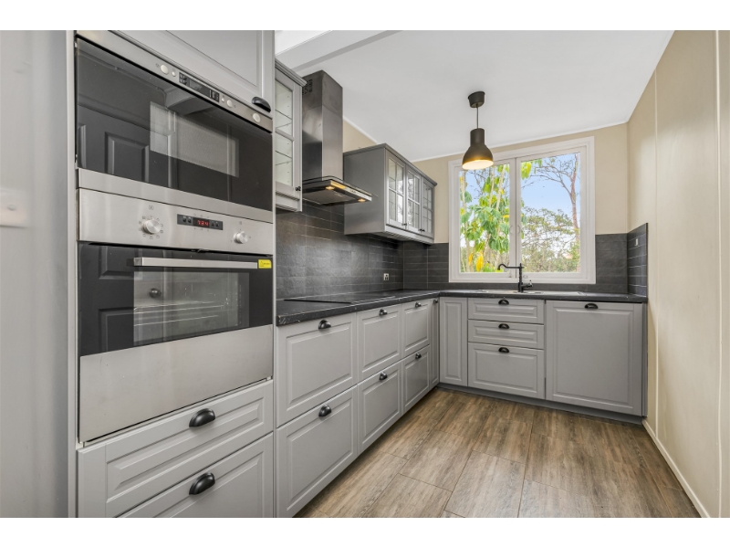 23 Cedarleigh Road, KENMORE House for rent Listed by Melissa King of