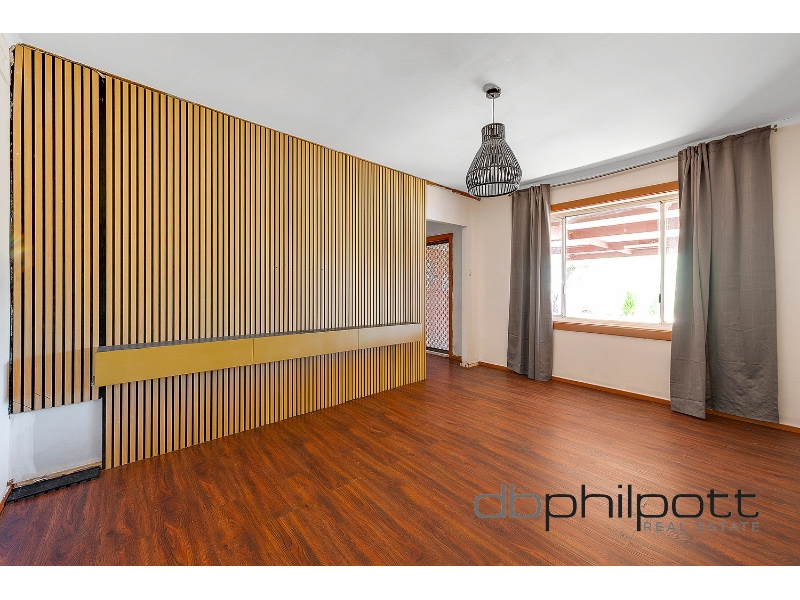 9 McKenzie Road, Elizabeth Downs, Elizabeth Downs - Thumbnail 3