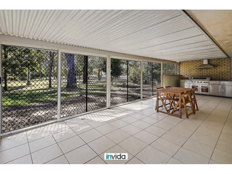 INDEPENDENT LIVING WITHOUT BREAKING THE BANK! PRIVATE, LOCKABLE ROOM WITH SITTING AREA. WI - FI and UTILITIES INCLUDED IN RENT! image 8
