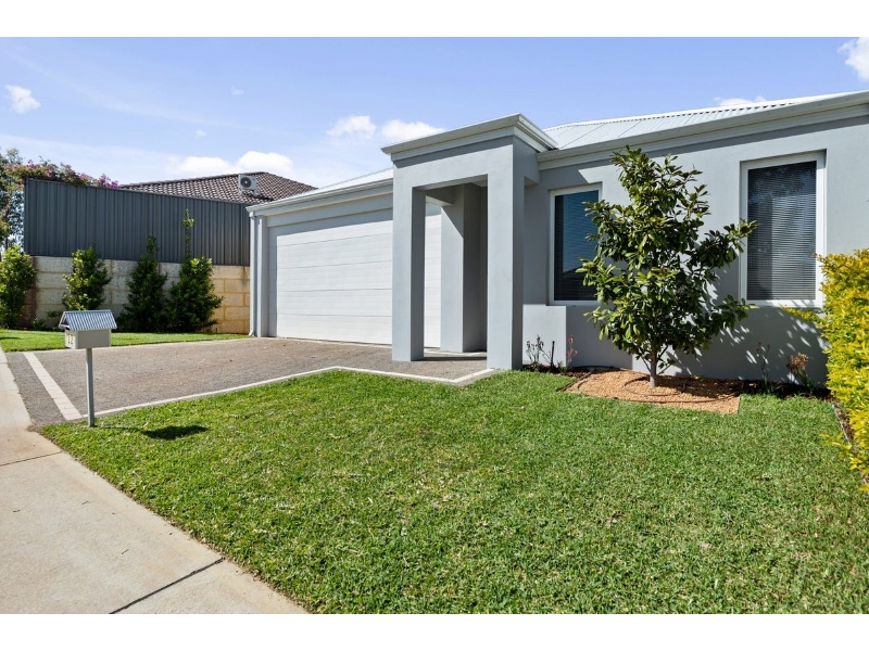 22 Genus Road, Banksia Grove House for rent Listed by Propertywest