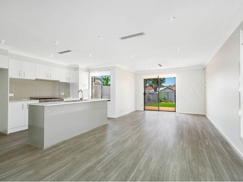7A Curtin Place CONCORD NSW 2137