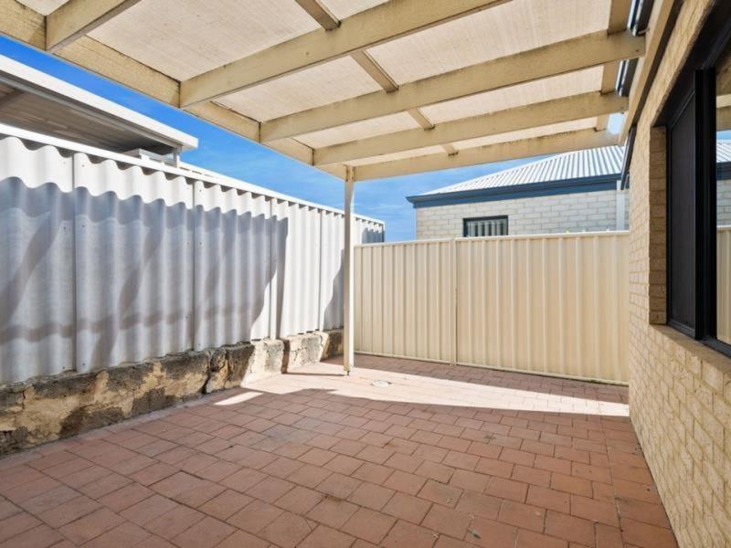 2-315-albert-street-balcatta-apartment-for-rent-listed-by-property