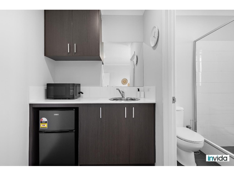Private & Fully Furnished Room With Ensuite Room In A Brand-New Shared House - Utilities & Internet Included! image 2