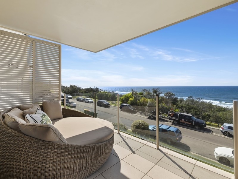 4/5 Tingira Crescent Sunrise Beach QLD 4567