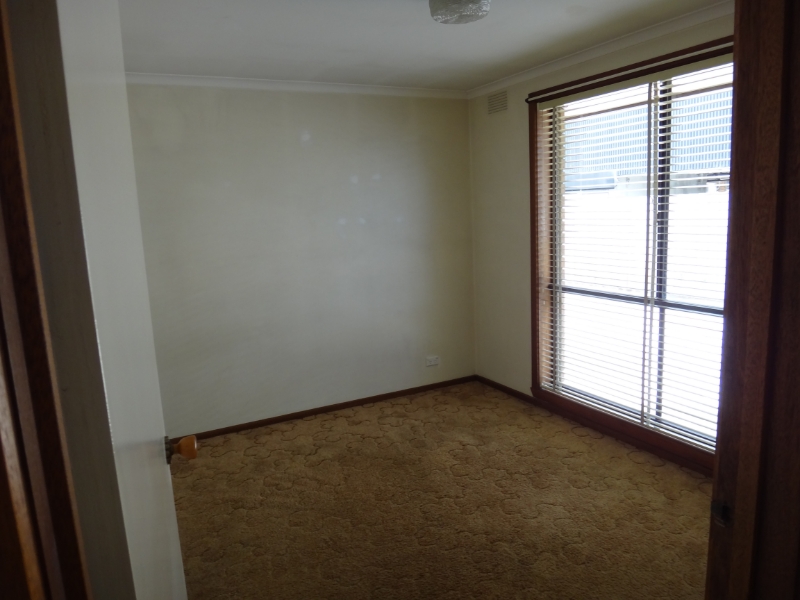 3/2 St Johns Ave, Springvale Apartment for rent Listed by Rental Dept Barry Plant Noble Park