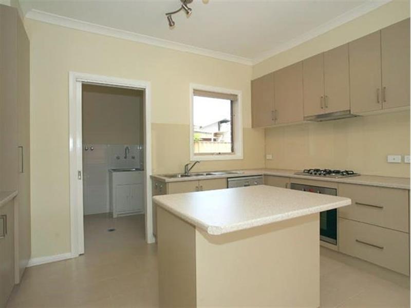 1/8 Valerie Street, Noble Park Townhouse for rent Listed by Rental
