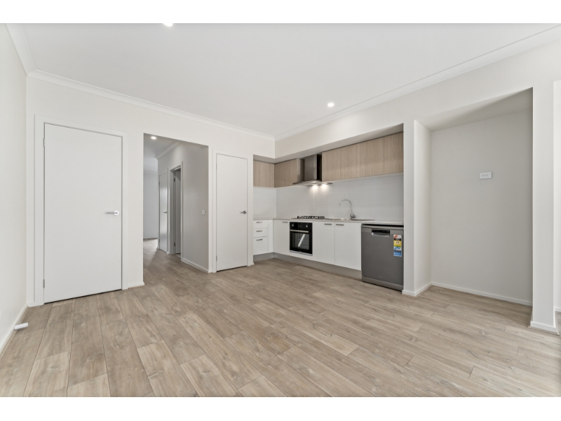 11 Clapton Lane, Donnybrook Townhouse for rent Listed by Kavinda