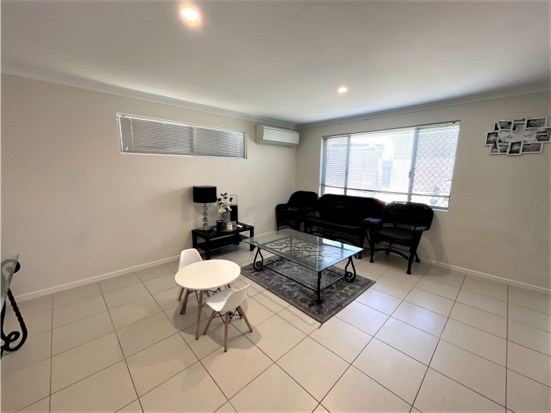 72 Bridgewater Boulevard, ERSKINE House for rent Listed by Courtney