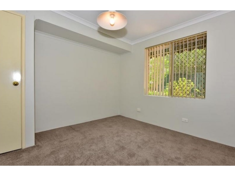 1/8 Turf Court, Greenmount House for rent Listed by Kaitlyn Hepper of