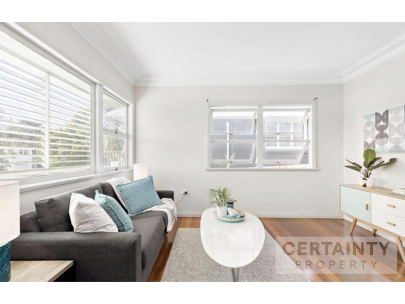 9 Guntur Street, Stafford House for rent Listed by Certainty Property