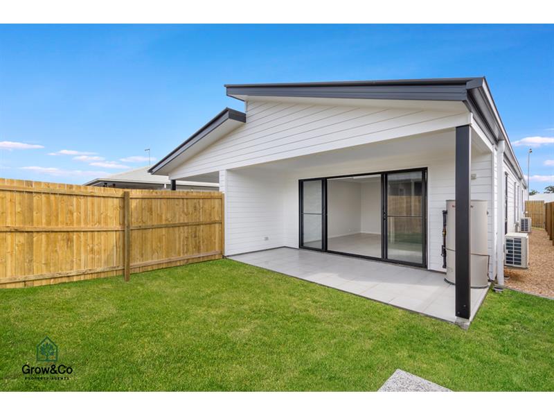 21A Rupert Crescent, Morayfield Townhouse for rent | Listed by Leasing ...