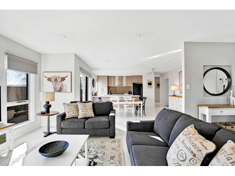 1/16 Hart Street, NEWSTEAD Townhouse for rent Listed by Elizabeth