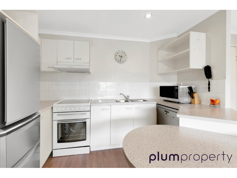 31/9 Durham Street, St Lucia Apartment for rent Listed by Deb Hawes