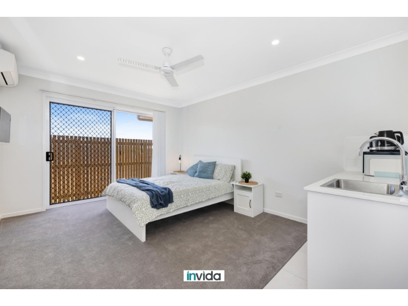 Private Room in modern rooming house / $350 p...