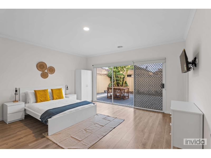 10 Westerfolds Terrace Caroline Springs VIC 3023