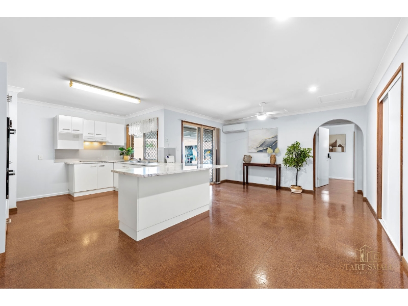 4/68 Morris Road, Rothwell Apartment for rent Listed by Erica