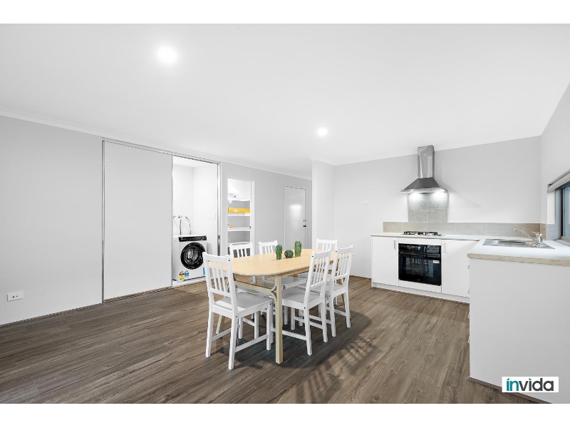 Fully Furnished, Lockable Ensuite Room In Shared House. Save On Bills! Price Includes Utilities And Wi-Fi. thumbnail 6