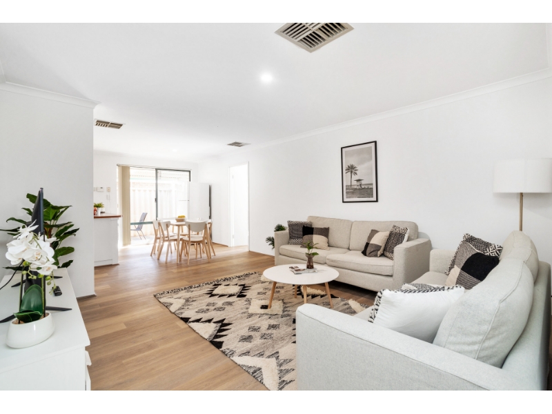Room 3 16 Brindabella Ave, ROCKINGHAM House for rent Listed by Claire
