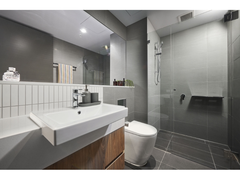 2B2B 7177 Gheringhap Street, Geelong Apartment for rent Listed by