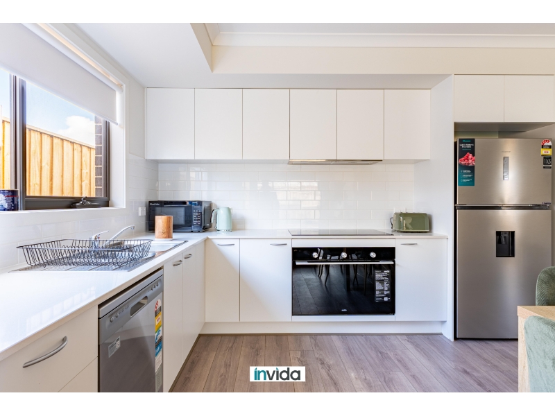 Save On Bills! Private, Lockable Ensuite Room In A New Shared House! Mulitiple Rooms Available! thumbnail 2