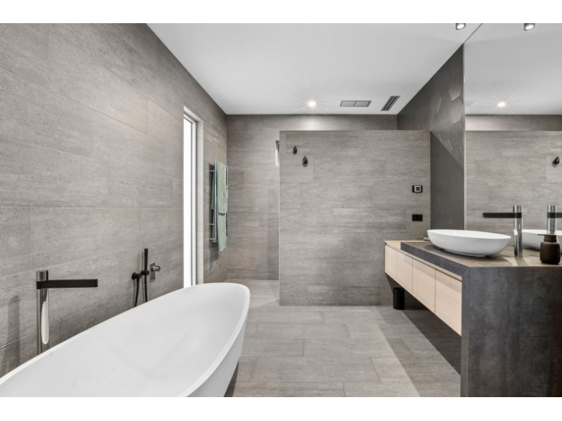 18b Dare Street, Ocean Grove House for rent Listed by Bev Park of