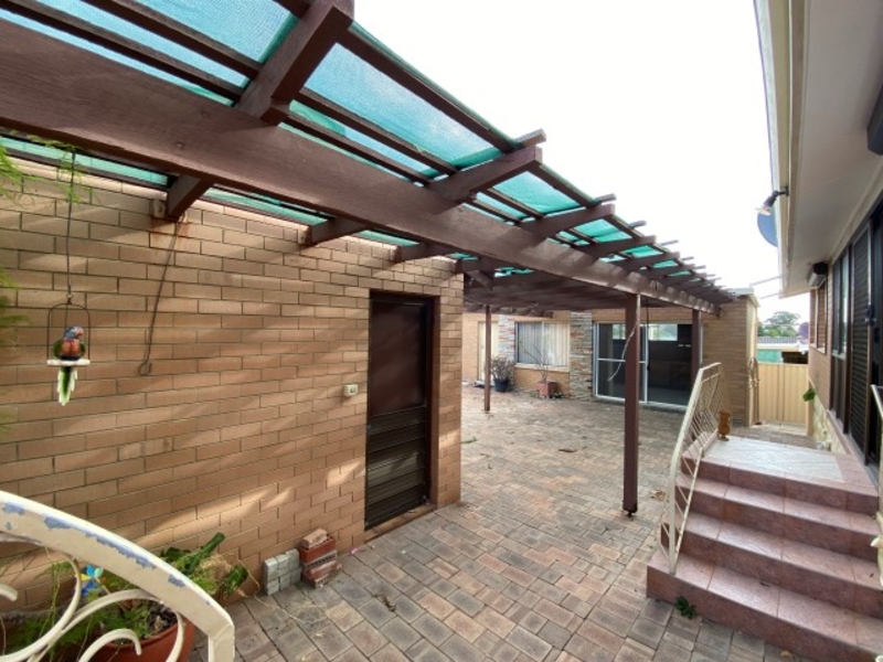 39 Jean Street, Hamilton Hill House for rent Listed by Ruth