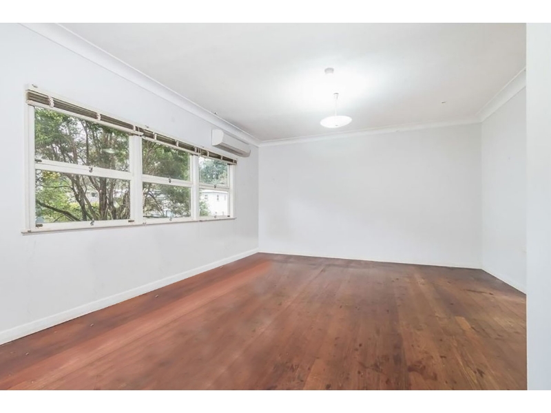 7 Thorpe Street, INDOOROOPILLY House for rent Listed by of Brisbane Rentals &
