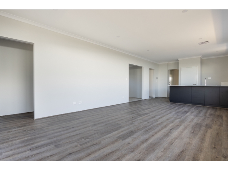 10 Koolbardi Street, Halls Head House for rent | Listed by Certainty ...