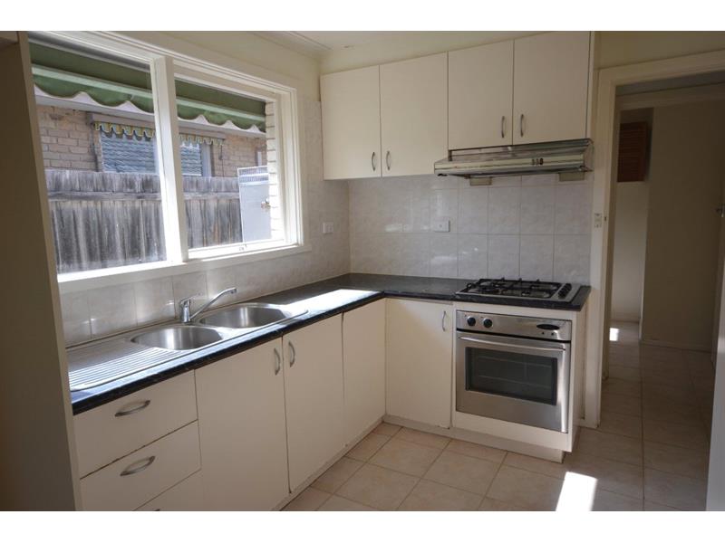 23 Larch Crescent, MOUNT WAVERLEY House for rent Listed by Hailey