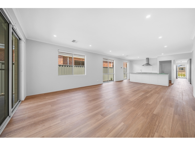 40 Nullagine Ave, South Guildford House for rent Listed by Kym