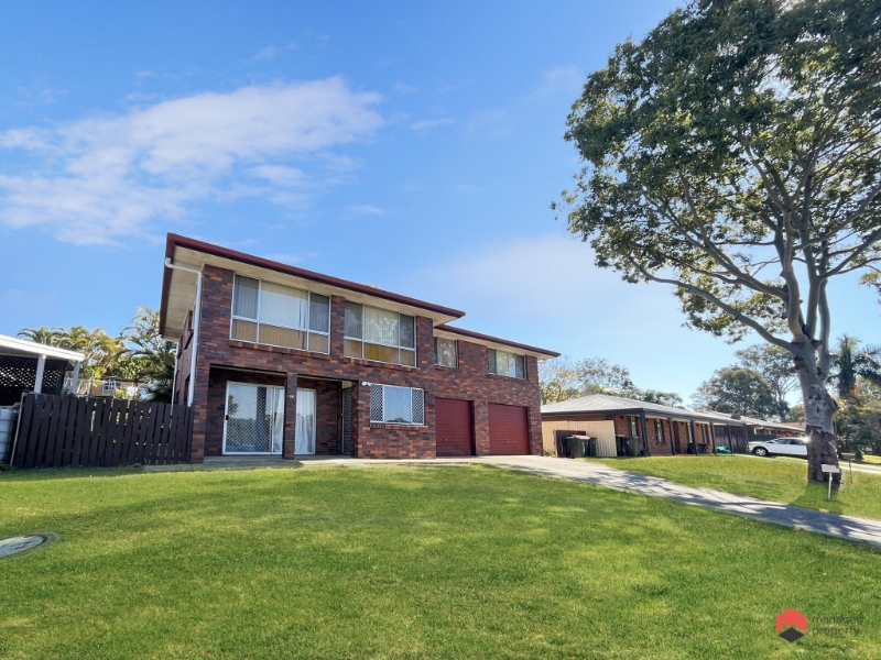 12 Moorabbin Drive, Carina House for rent Listed by The Leasing Team