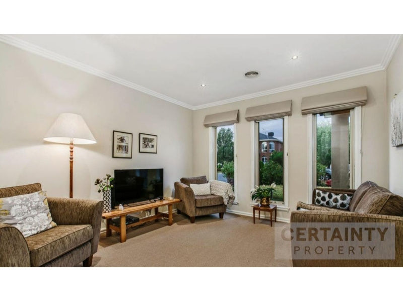 room 3/17 Darlinghurst Pl, Taylors Hill House for rent | Listed by ...
