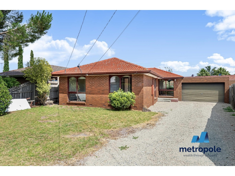 49 Leonard Close CLARINDA VIC 3169