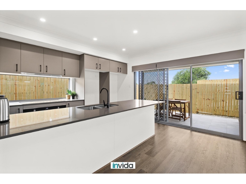Private, Lockable Ensuite Room In A Modern Shared House. Utilities And Internet Included In Rent- Hassle Free Living! thumbnail 4