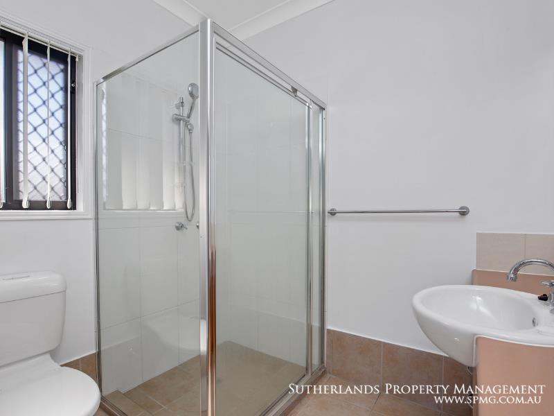 20 Goldcrest Dr, Upper Coomera House for rent Listed by Lachlan