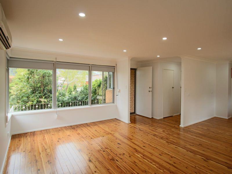 30 Jacaranda Drive, HALL House for rent Listed by Franco