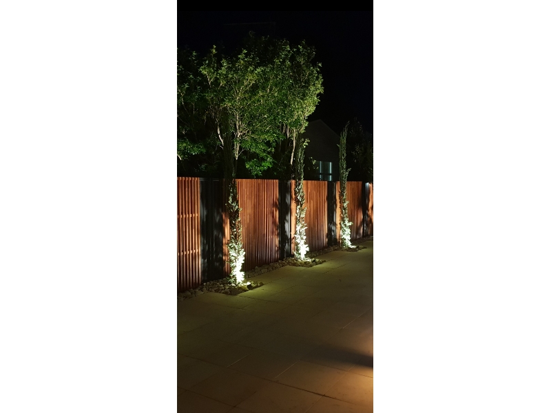 14 Bath Street, Labrador House for rent Listed by Nicholas De Rosa of