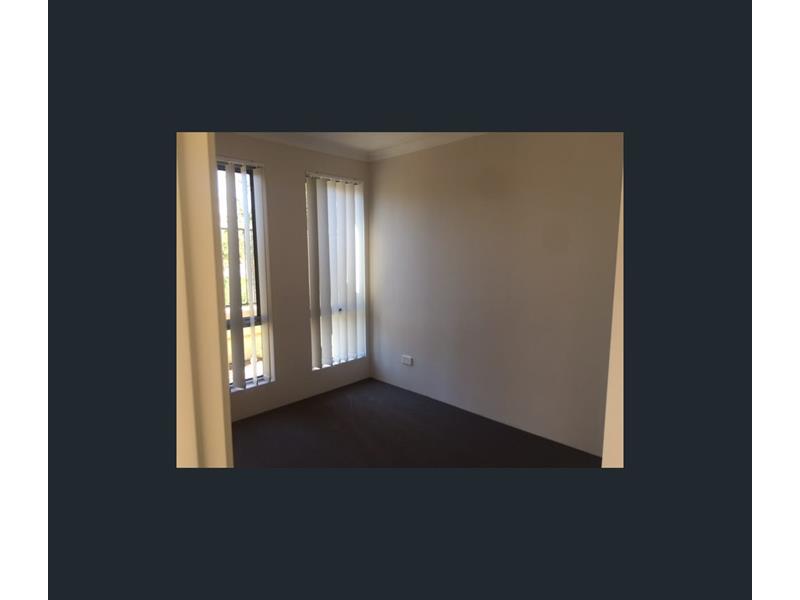 123 Cranleigh Street, DAYTON House for rent Listed by Angela Watkins