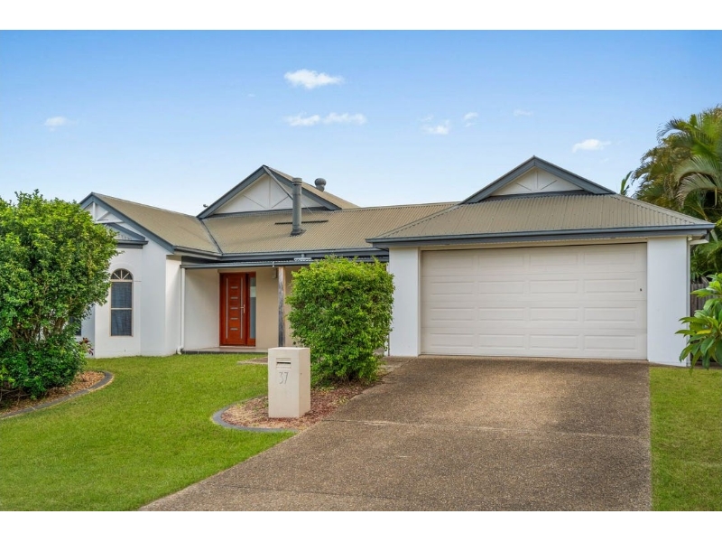 37 Barrington Street UPPER COOMERA QLD 4209