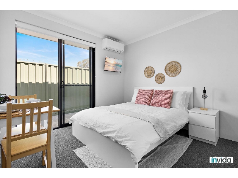 Private & Fully Furnished Room With Ensuite Room In A Brand-New Shared House - Utilities & Internet Included! image 4