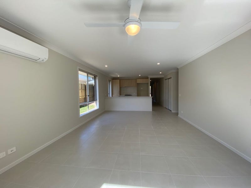 14 Marigold Street, ELLEN GROVE House for rent Listed by Worldlink