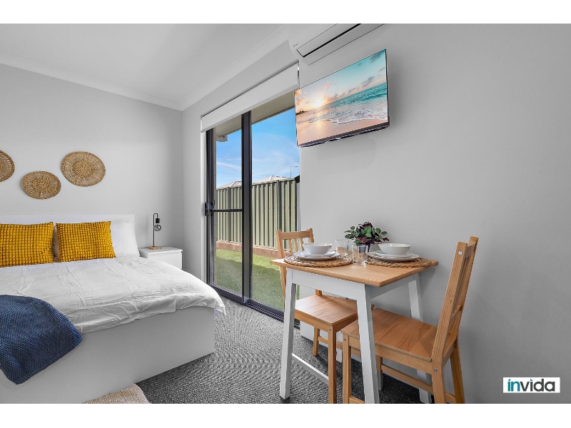 Private & Fully Furnished Room With Ensuite Room In A Brand-New Shared House - Utilities & Internet Included! image 5