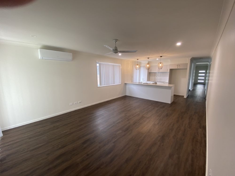 10 Sunray Parade, GRIFFIN House for rent Listed by Cate Thomas of