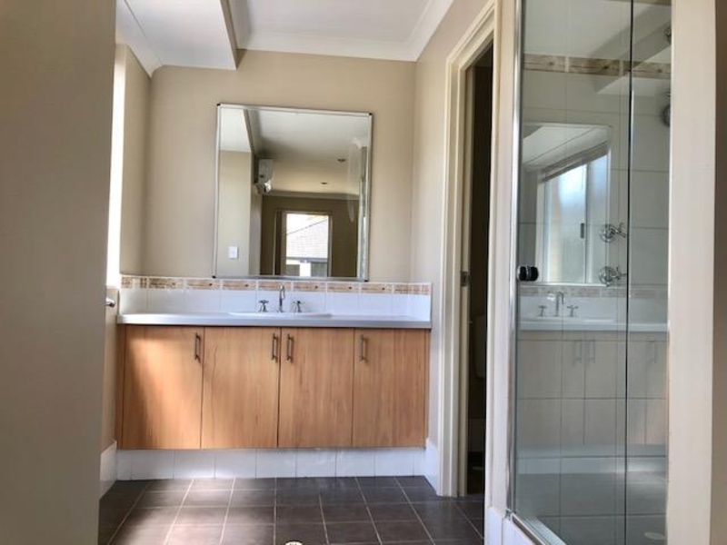 16 Impressions Way, Singleton House for rent Listed by Danielle J