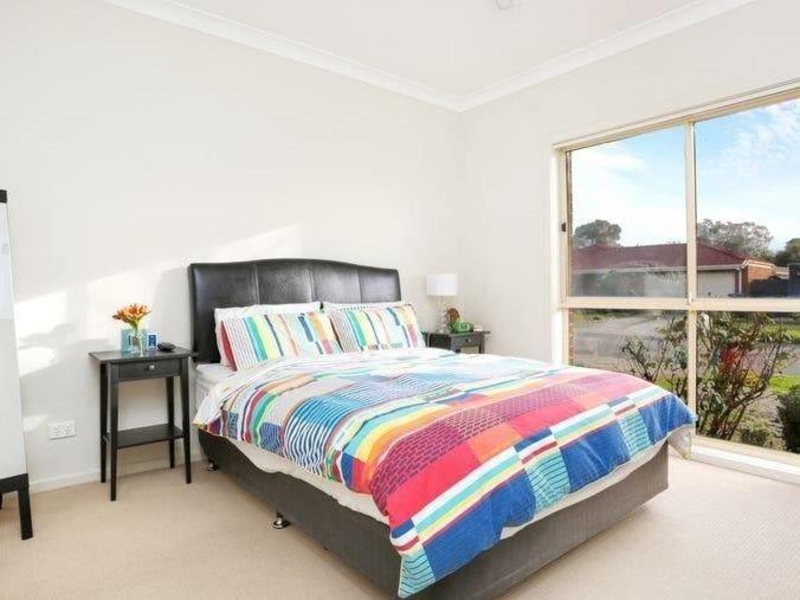 1/3 Persimmon Place, Werribee Apartment for rent Listed by Courtney O