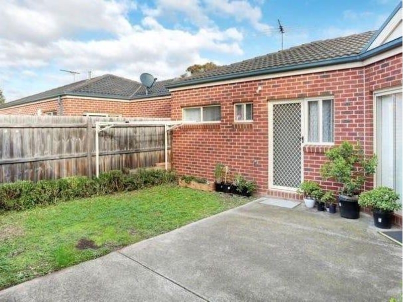 1/3 Persimmon Place, Werribee Apartment for rent Listed by Courtney O