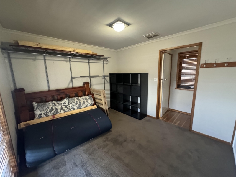 8 Lauraville Avenue, Werribee House for rent Listed by Courtney O'brien of Rma Victoria