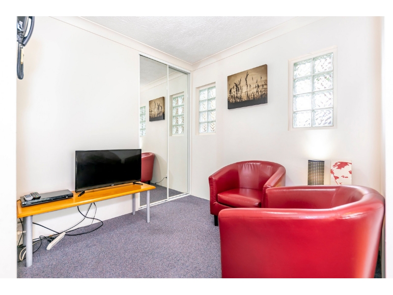 19 Sheehan Street, Milton Apartment for rent Listed by Michael Poots
