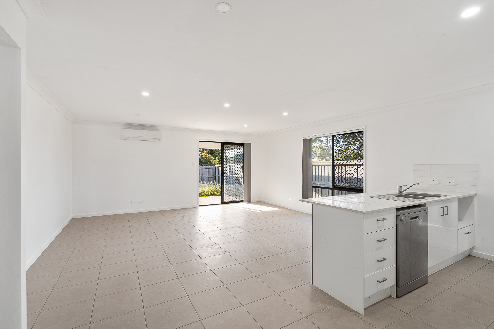 Rental properties & online application form